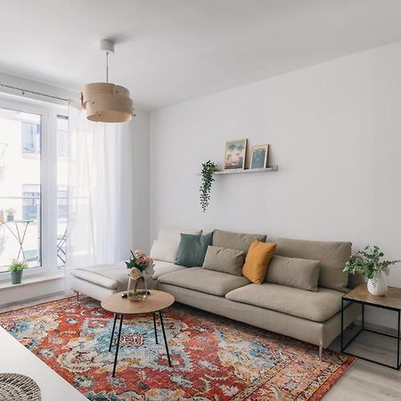 Corvin Apartment With Balcony And Ac Budapeszt Zewnętrze zdjęcie